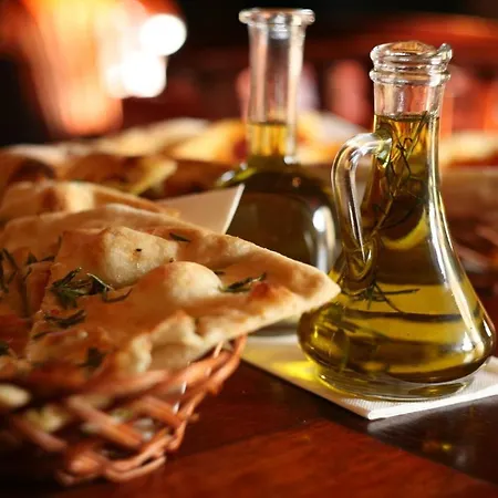 Riccona Villa Bronisze